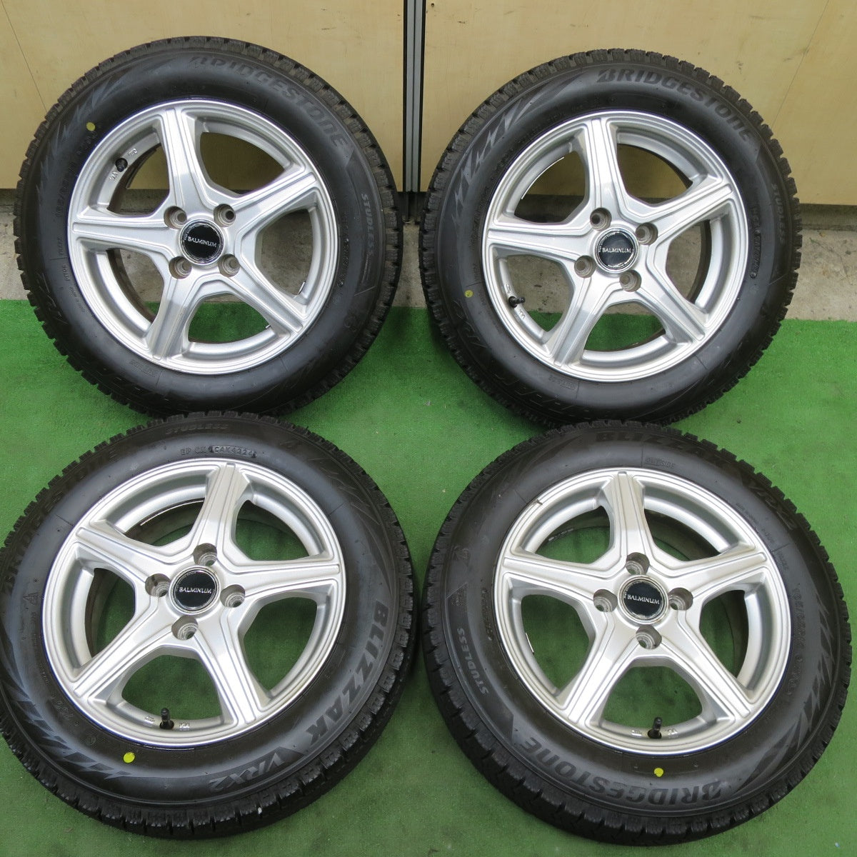 超バリ溝！24年！9.5分以上★スタッドレス 165/65R14 ブリヂストン ブリザック VRX2 BALMINUM バルミナ 14インチ PCD100/4H★5112103TTス