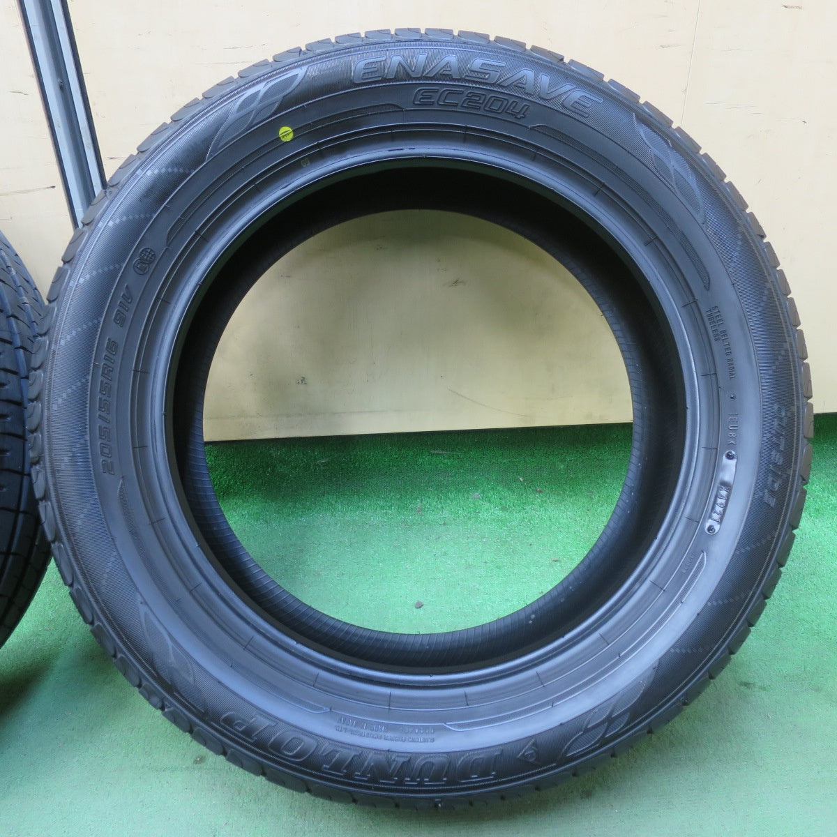 未使用！21年★205/55R16 ダンロップ エナセーブ EC204 タイヤ 16インチ プリウス ウィッシュ レガシィ ノア ヴォクシー インプレッサ 等★5112114イノタ