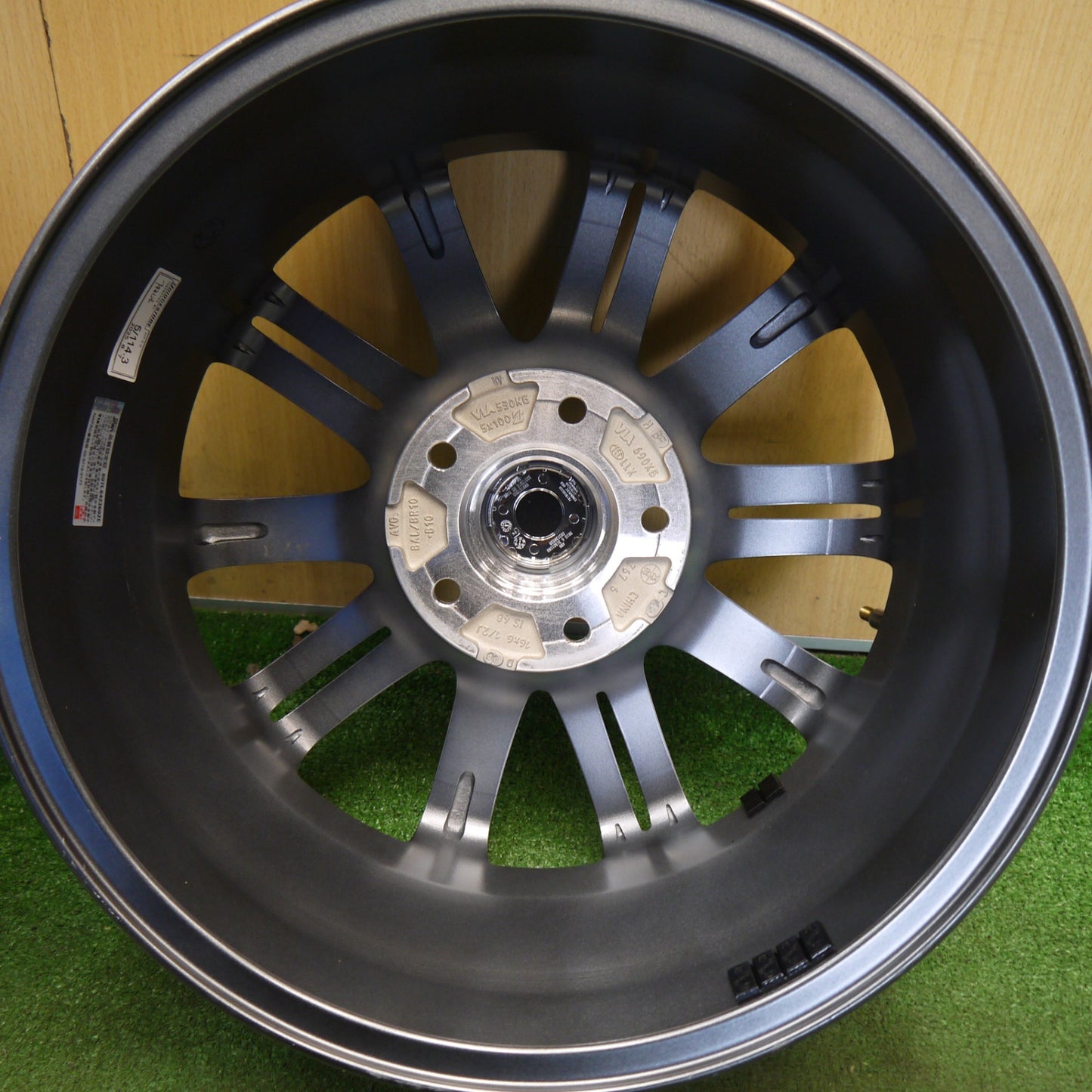 キレイ★BALMINUM BR10 バルミナ 16インチ ホイール 16×6.5J PCD114.3/5H★6042208Hホ