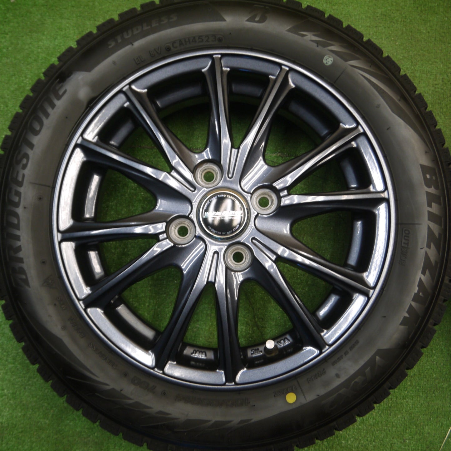 [送料無料] バリ溝！23年！キレイ！9.5分★スタッドレス 155/65R14 ブリヂストン ブリザック VRX2 WAREN ヴァーレン 14インチ PCD100/4H★5010802Hス