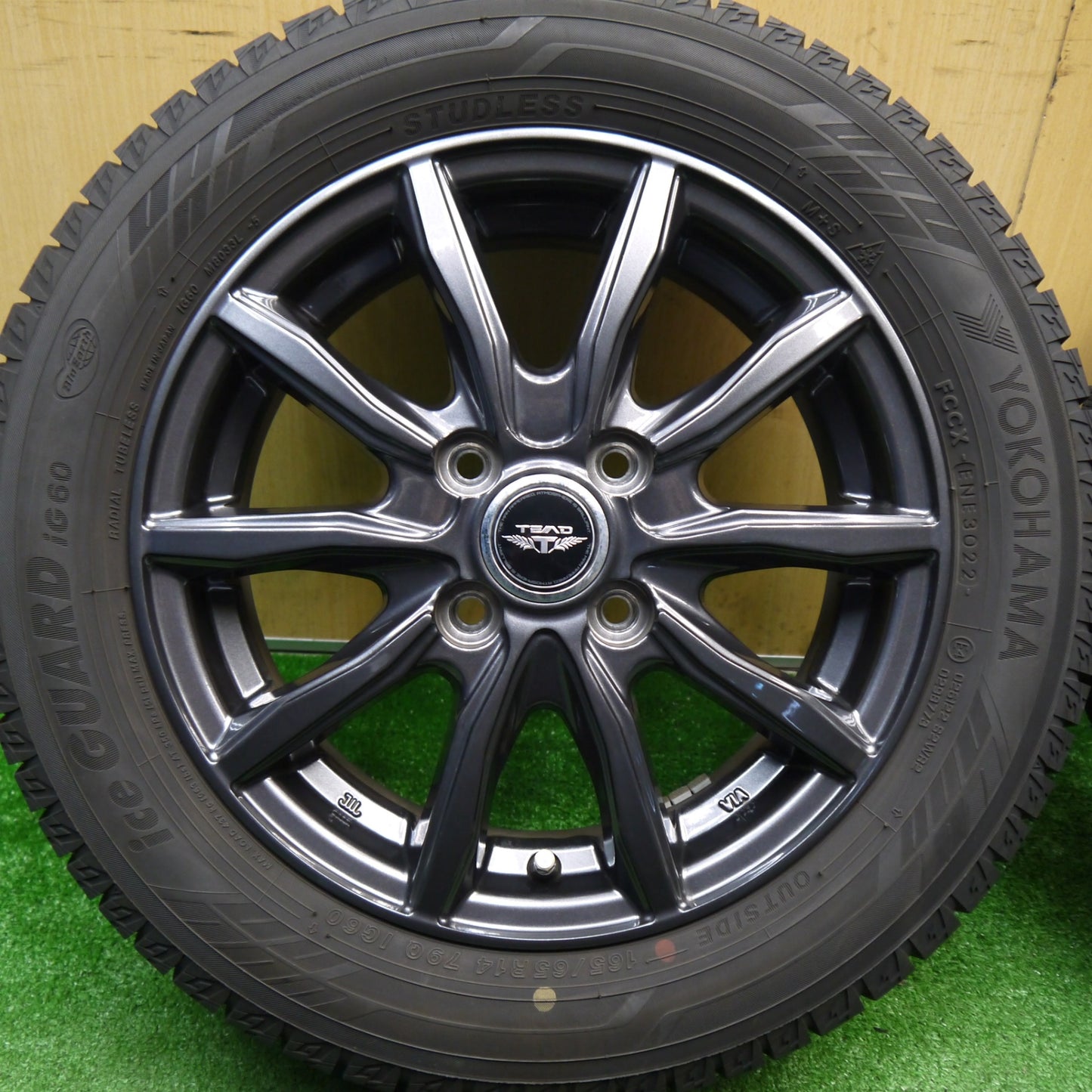 バリ溝！22年！キレイ！8.5分★スタッドレス 165/65R14 ヨコハマ アイスガード iG60 TEAD テッド 14インチ ハスラー アトレー 等 PCD100/4H★5121202Hス