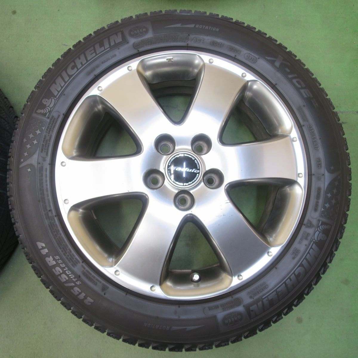 4本価格★ホンダ ヴェゼル 等 純正 Modulo ENKEI 215/55R17 スタッドレス ミシュラン X-ICE XI3 モデューロ エンケイ 17インチ PCD114.3/5H★6042808イス