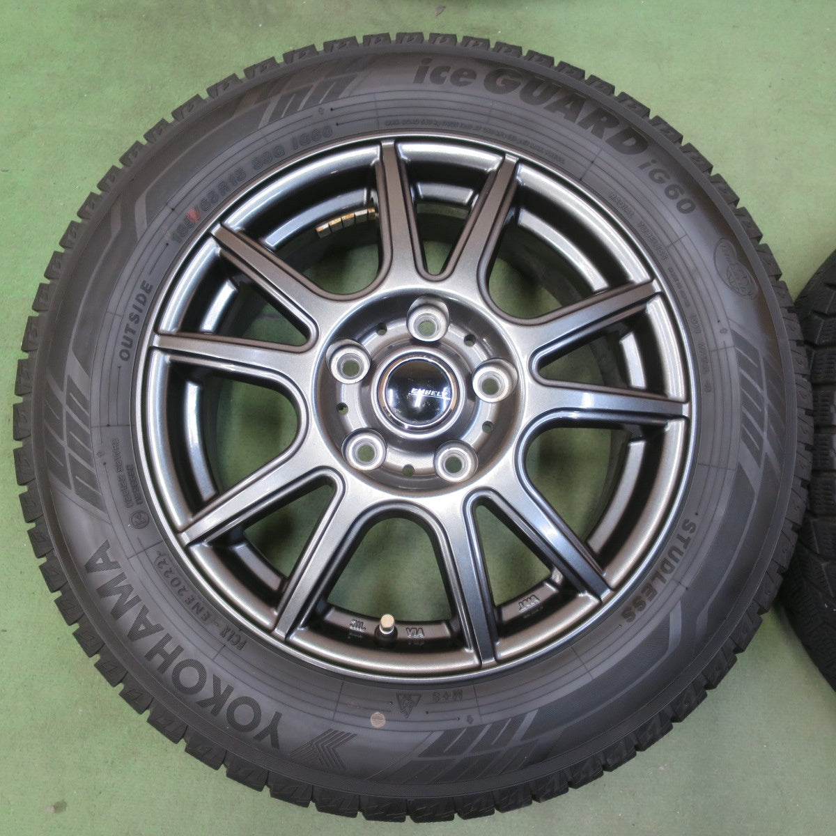 バリ溝！22年！キレイ！9分◎スタッドレス 185/65R15 ヨコハマ アイスガード iG60 EMBELY S10 エンベリー 15インチ PCD114.3/5H◎6081202イス