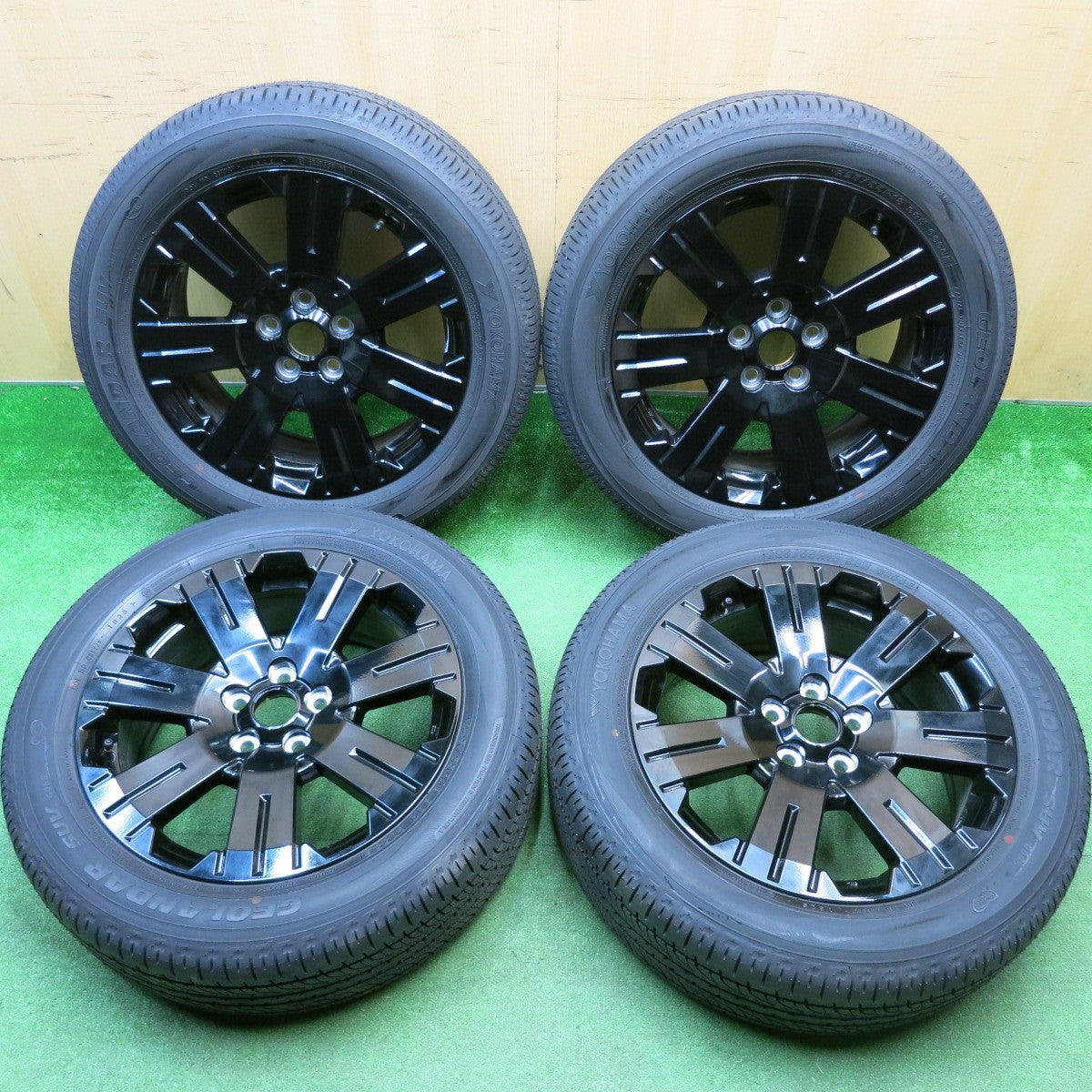 新車外し！25年★三菱 デリカ D:5 シャモニー 純正 225/55R18 ヨコハマ ジオランダー SUV G055 G055E 18インチ D5 PCD114.3/5H★6010306HAノ