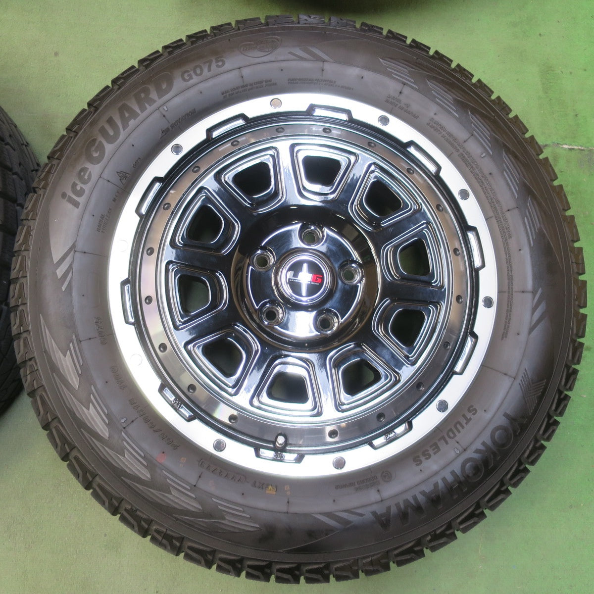 バリ溝！23年！キレイ！9.5分◎ジープ 等 LEHRMEISTER GEAR 265/60R18 スタッドレス ヨコハマ アイスガード G075 レアマイスター ギア 18インチ PCD127/5H◎6080601イス