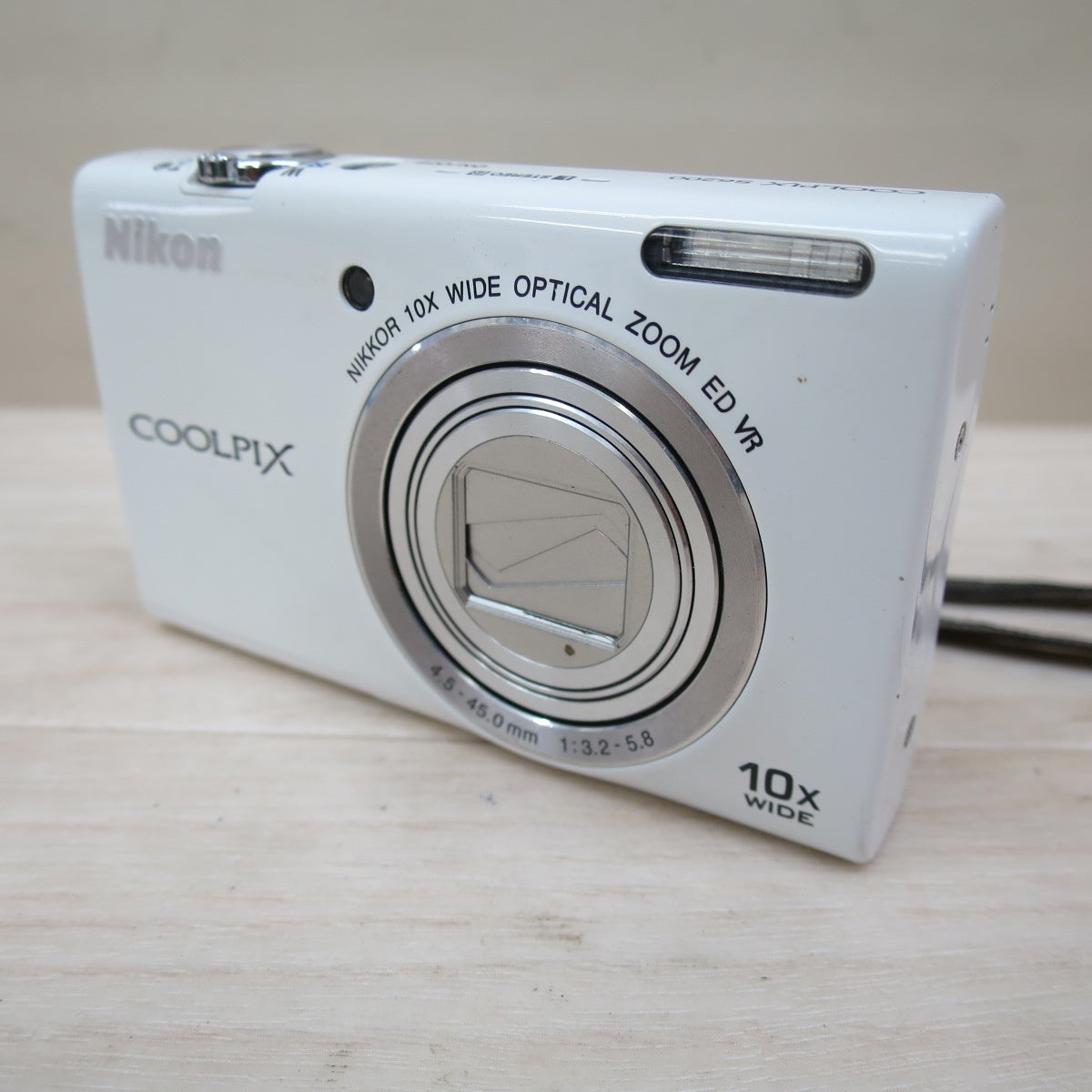 ☆Nikon ニコン デジタル カメラ COOLPIX S6200 10x WIDE コンパクト デジカメ クールピクス 現状品☆ [送料無料]