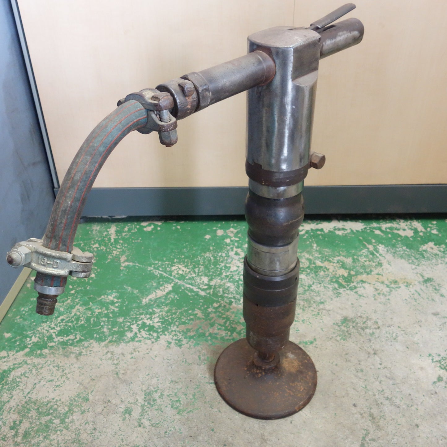 [送料無料] ☆中谷機械製作所 NKS コンクリート ブレーカー スリーブ式 CB-20S☆