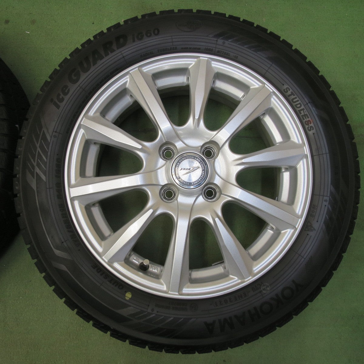 バリ溝！キレイ！9.5分★スタッドレス 175/65R15 ヨコハマ アイスガード iG60 JOKER ジョーカー 15インチ PCD100/4H★6051606イス