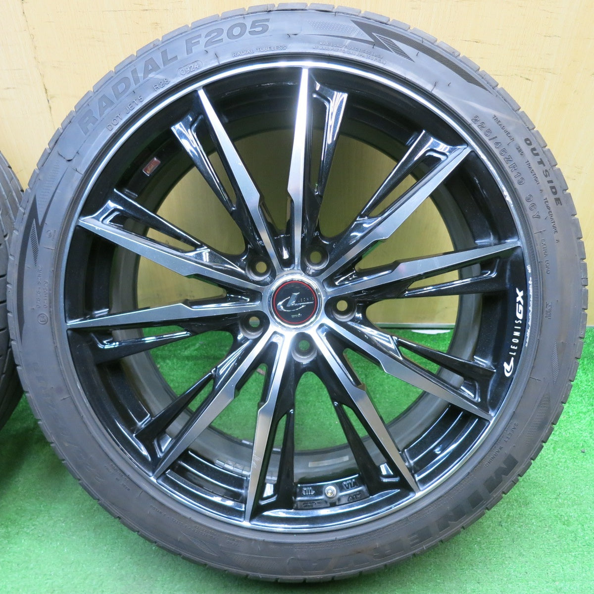 バリ溝！24年！9.5分★LEONIS GX 225/45R19 ミネルヴァ ラジアル F205 レオニス 19インチ PCD114.3/5H★5041505TNノ