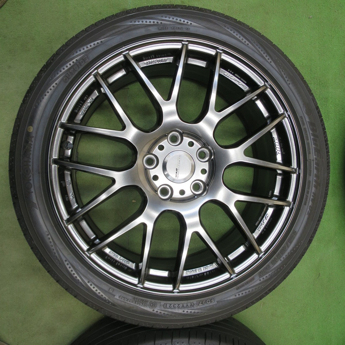 キレイ◎WORK EMOTION EMT-M8R GTK 225/45R18 ヨコハマ ブルーアース RV-02 ワーク エモーション 18インチ PCD114.3/5H◎6082801NGノ