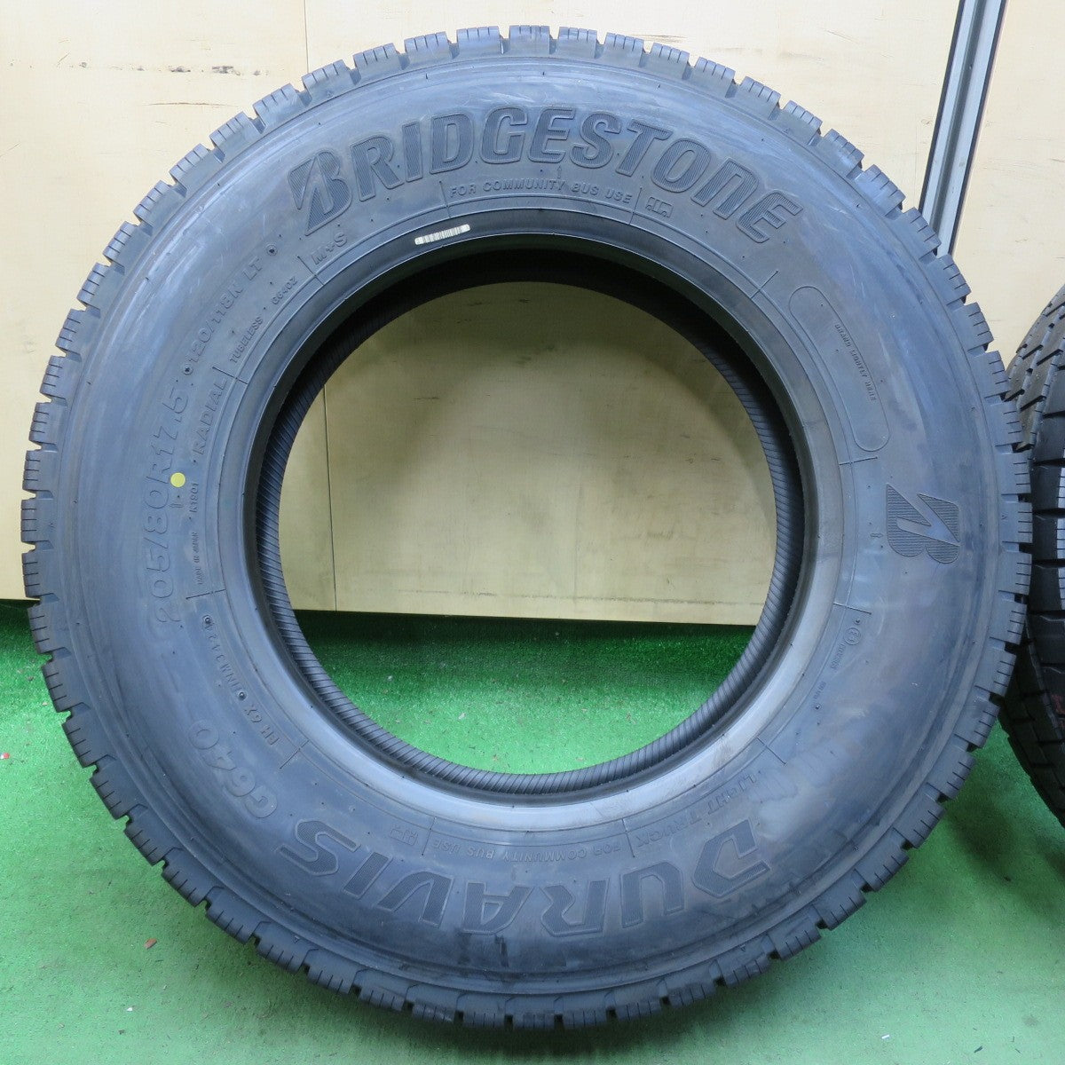 未使用！24年★トラック タイヤ 205/80R17.5 120/118N ブリヂストン デュラビス G640 DURAVIS 17.5インチ★5063005イノタ