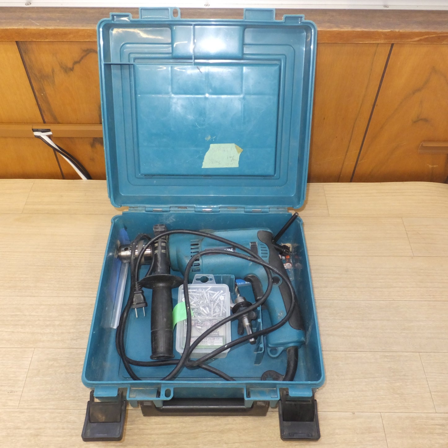 [送料無料] ★マキタ makita 16mm 震動ドリル HP1620F　100V 6.8A 50-60Hz 650W★