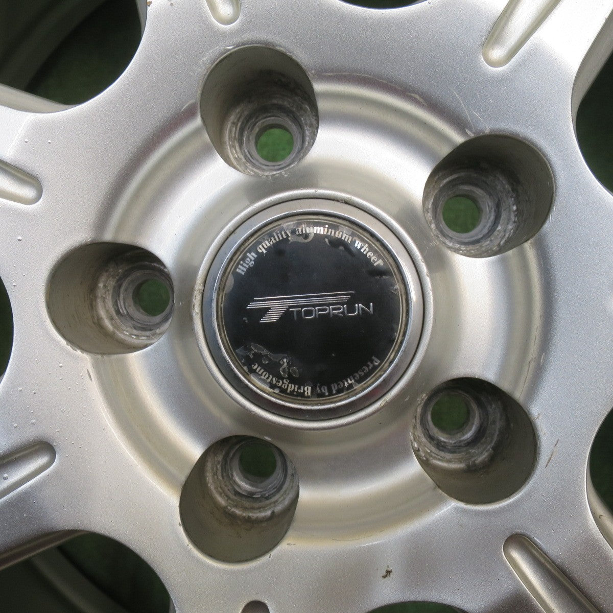 バリ溝！24年！9.5分★スタッドレス 225/65R17 ミシュラン X-ICE SNOW SUV TOPRUN R7A トップラン 17インチ PCD114.3/5H★6042202NJス