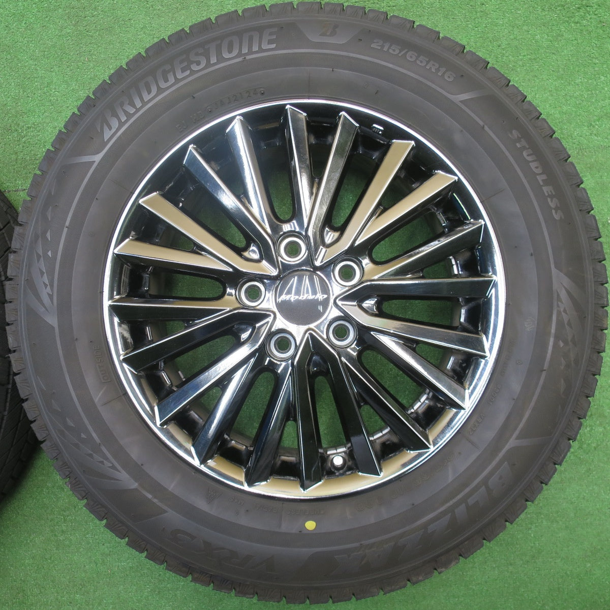 バリ溝！24年！キレイ！9.5分★ホンダ ステップワゴン 純正 Modulo 215/65R16 スタッドレス ブリヂストン ブリザック VRX3 モデューロ 16インチ PCD114.3/5H★5111805NJス