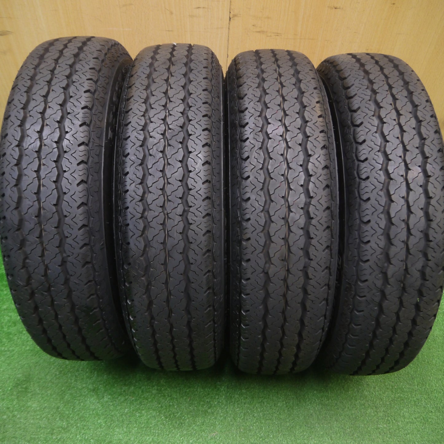 [送料無料] 新車外し! 23年★ダイハツ ハイゼット 純正 スチール 145/80R12 ブリヂストン RD-605 STEEL 12インチ PCD100/4H★4100201Hノ
