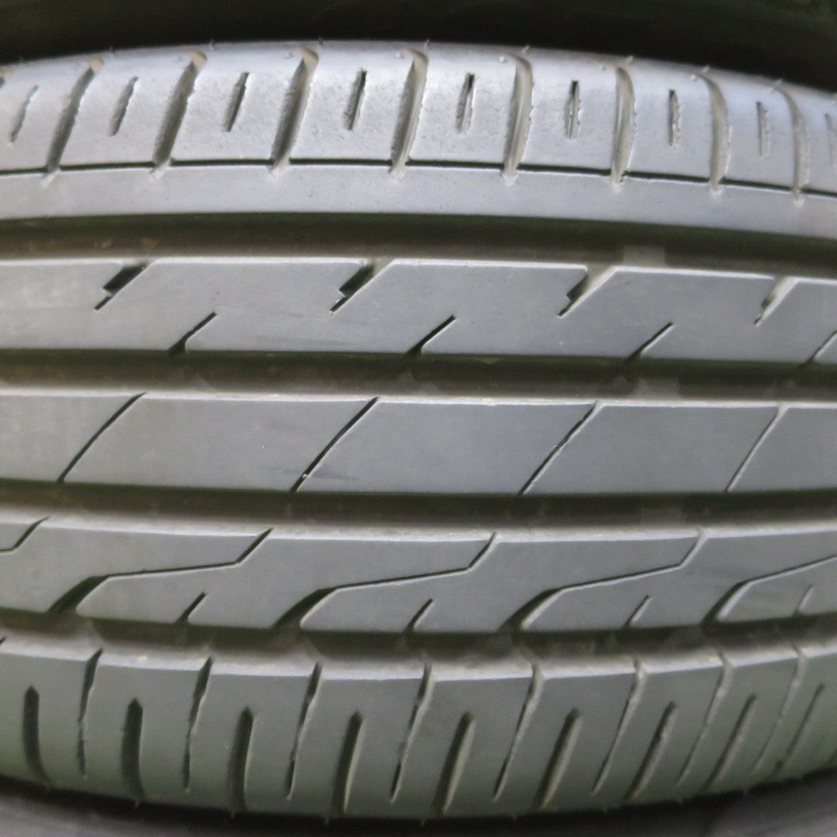 バリ溝！24年！9.5分★マツダ CX-3 純正 215/45R18 メダリオン CST MD-A1 18インチ CX3 PCD114.3/5H★6032609イノ