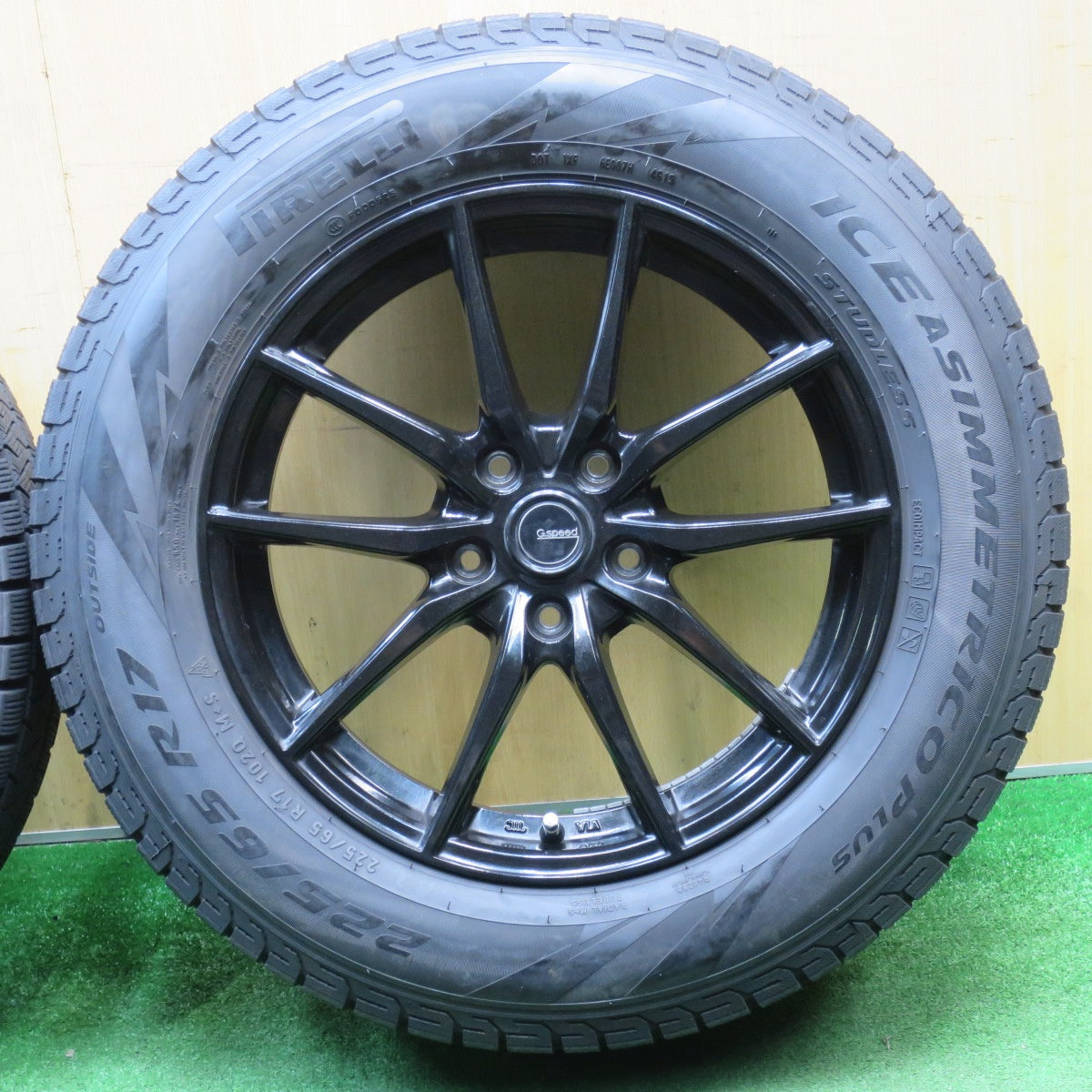 バリ溝！キレイ！8.5分★スタッドレス 225/65R17 ピレリ アイスアシンメトリコ プラス G.speed Gスピード 17インチ PCD114.3/5H★5121801NJス