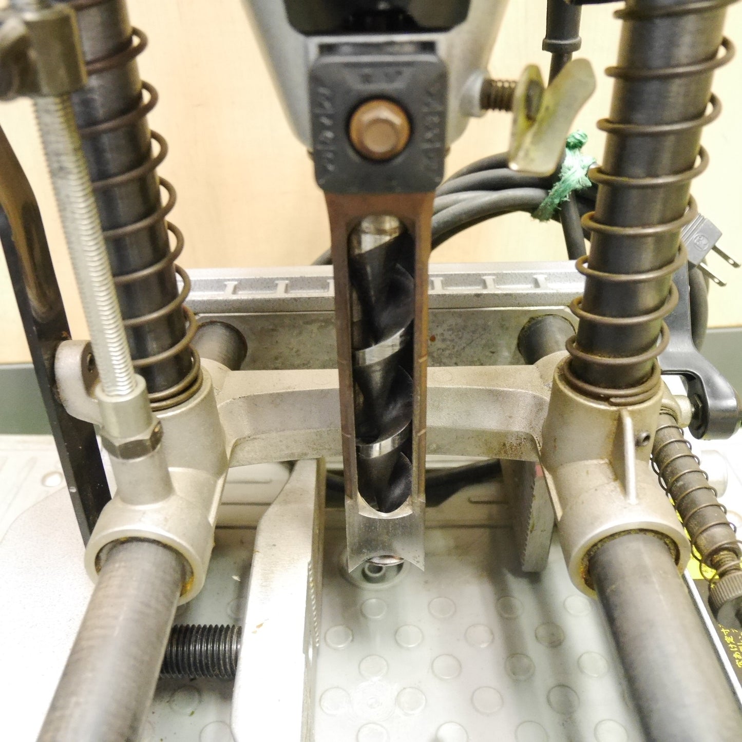 [送料無料] ☆マキタ 手動 カクノミ 7304 電動 工具 角のみ 角ノミ 穴あけ 木材 加工 makita☆