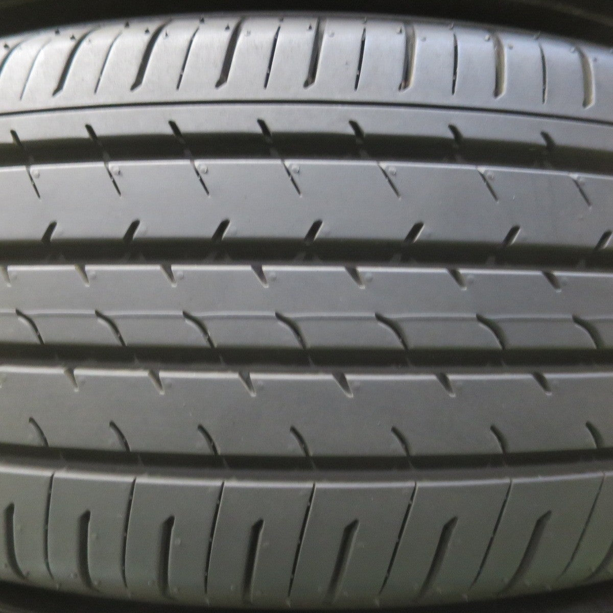 バリ溝！25年！キレイ！ほぼ10分◎トヨタ 40系 アルファード Zグレード 純正 225/60R18 ヨコハマ アドバン V03 18インチ PCD120/5H◎6081105IMノ