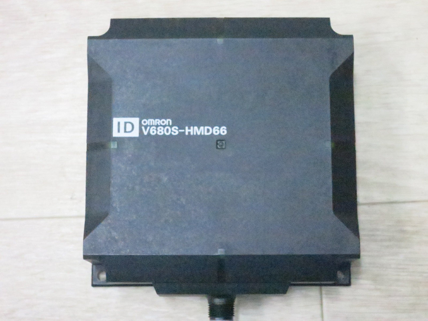 [送料無料] ◆OMRON オムロン RFID システム リーダライタ V680S-HMD66-ETN DC 24V◆