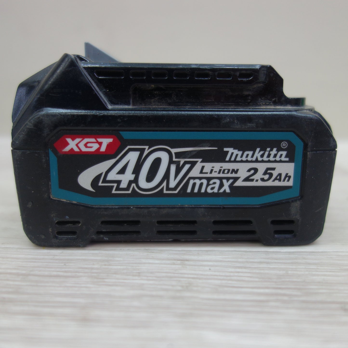 [送料無料] セット！バッテリー2個☆マキタ バッテリー BL4025 40V max 急速 充電器 DC40RA AC100V専用☆