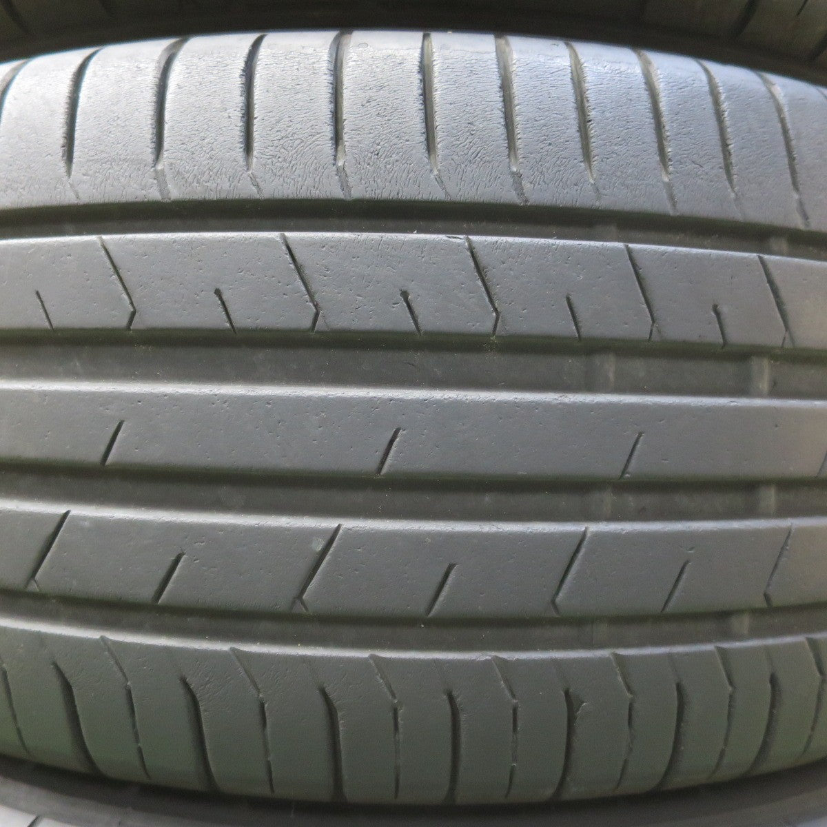 バリ溝！22年！キレイ！8.5分★LOXARNY SPORT 235/45R18 トーヨー プロクセス スポーツ ロクサーニ 18インチ PCD114.3/5H★6043005イノ