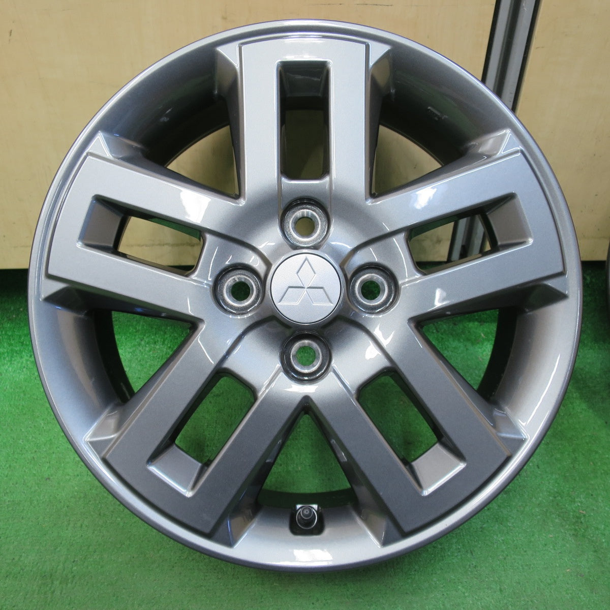 送料無料] 新車外し☆三菱 デリカ ミニ 純正 ホイール 15インチ 15×4.5