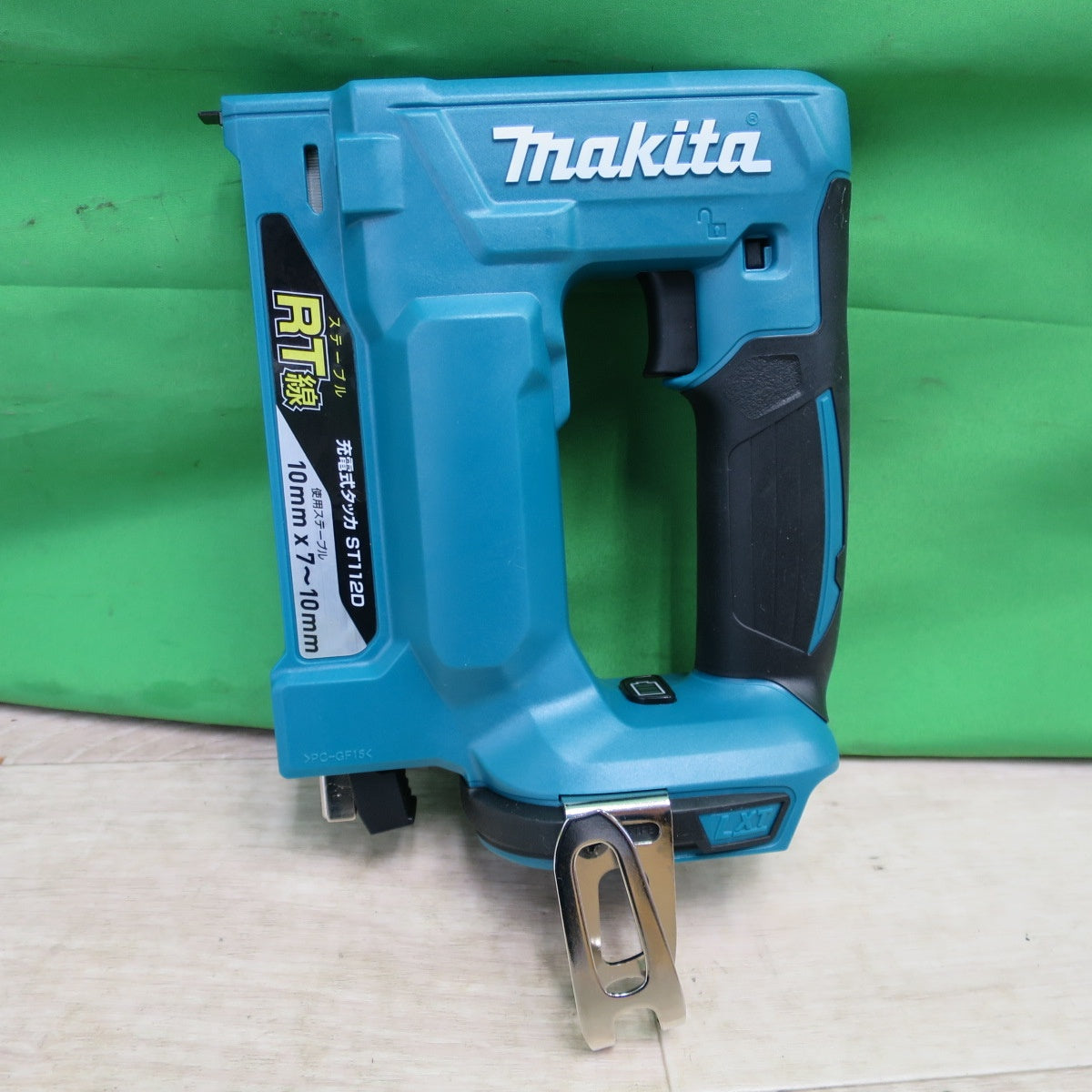 [送料無料] キレイ☆akita マキタ 充電式タッカ ST112D 専用ケース DIY 電動 工具 大工 道具☆