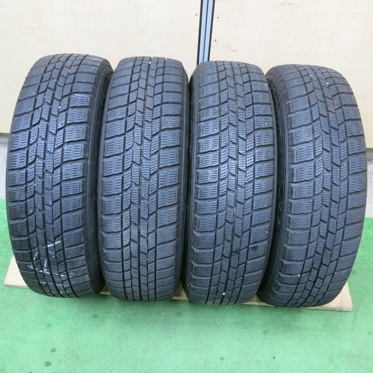 バリ溝！9.5分★スタッドレス 165/65R14 グッドイヤー アイスナビ6 ravrion RM01 ラブリオン 14インチ PCD100/4H★5050202TTス