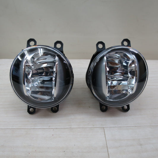 新車外し！左右セット☆トヨタ 純正 LED フォグランプ KOITO 48-150 70311 フォグライト 80 ヴォクシー 30 アルファード ヴェルファイア 等に☆ [送料無料]
