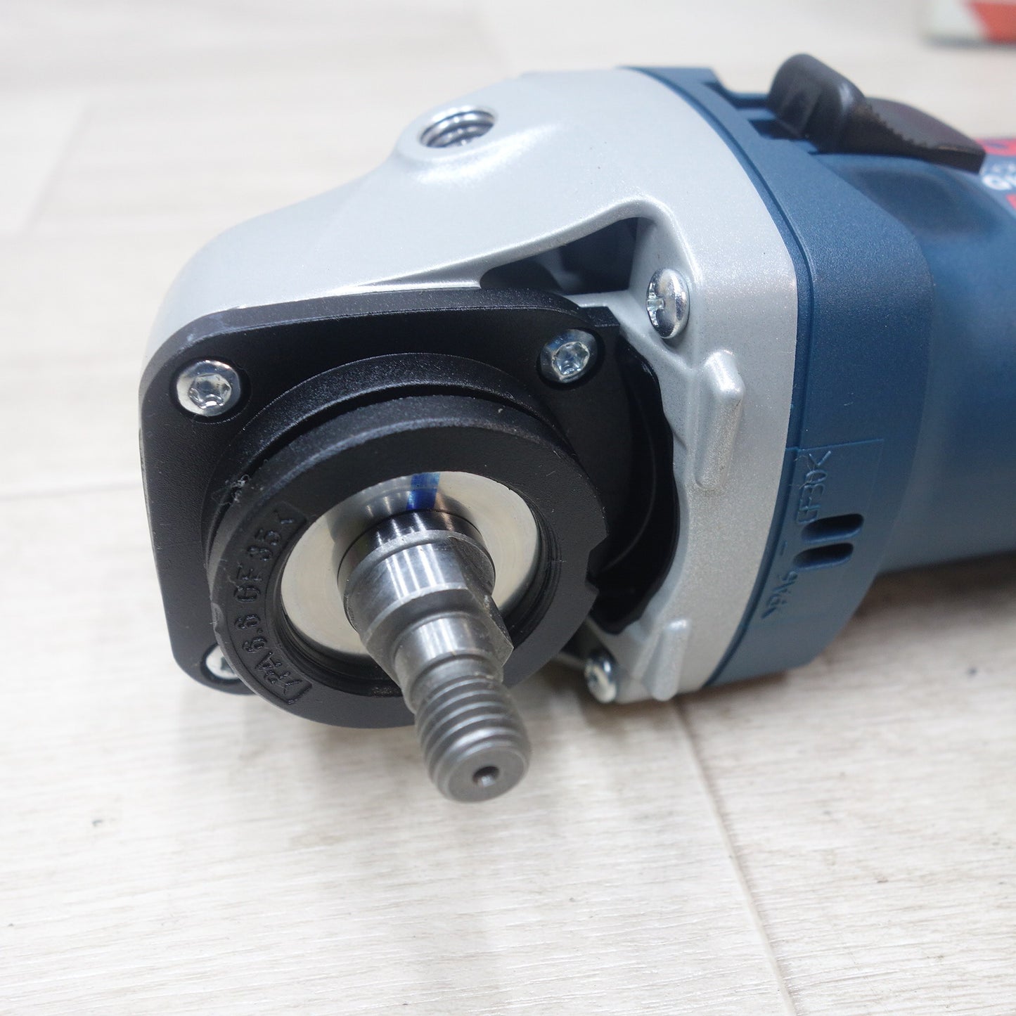 [送料無料] 未使用◆BOSCH  100mm ディスクグラインダー GWS 6-100 PROFESSIONAL 電動 工具 研摩 研磨 機 研削 ボッシュ◆