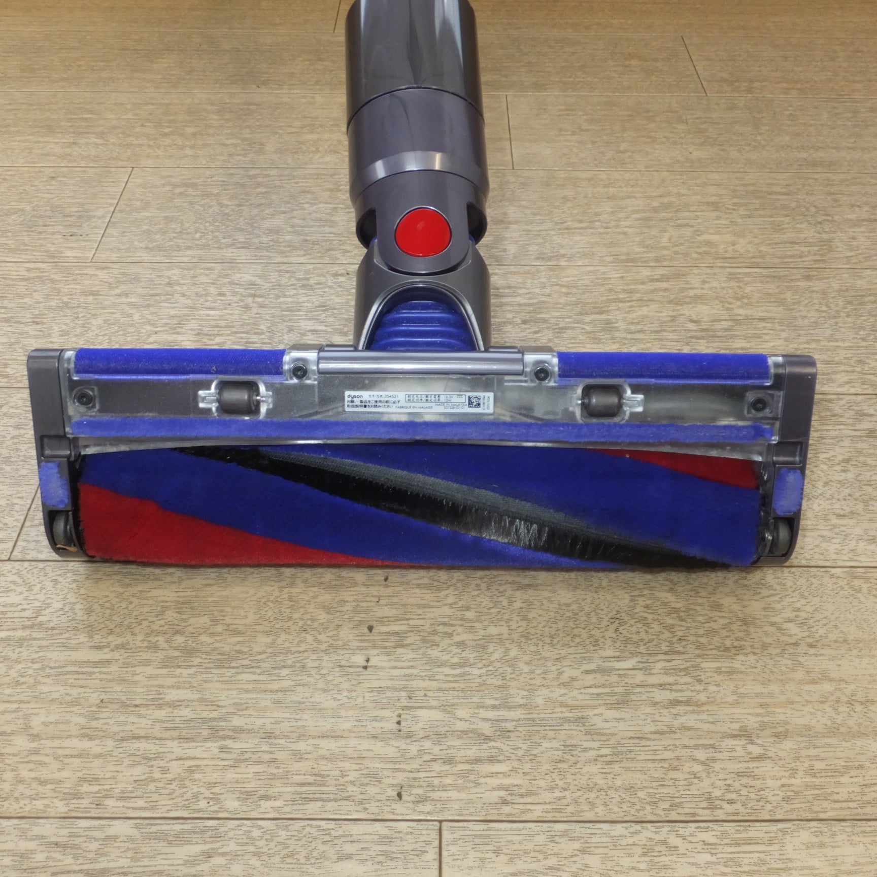 送料無料] ジャンク☆ダイソン dyson コードレスクリーナー SV10K