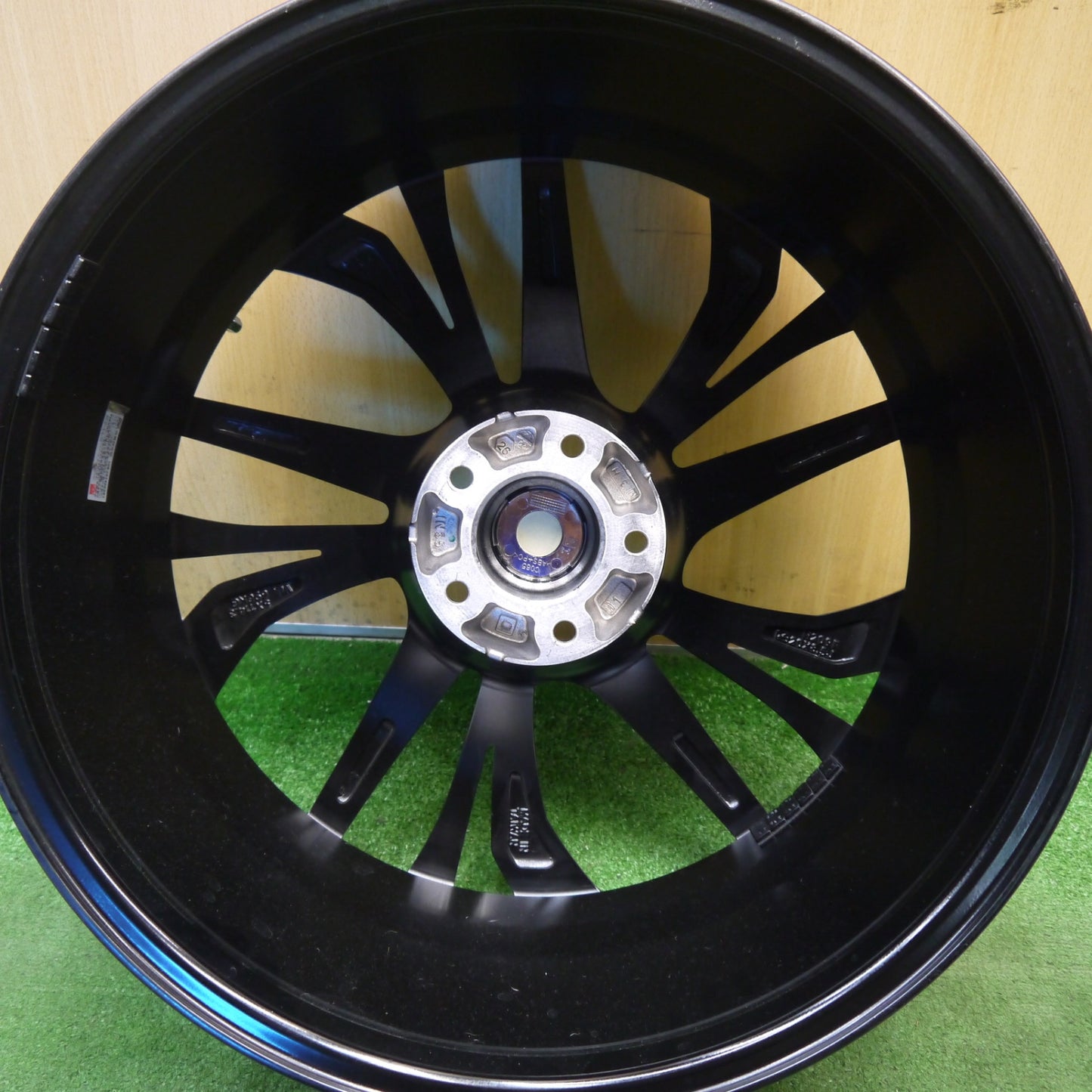 キレイ！1本★LEONIS TE weds 20インチ ホイール レオニス ウェッズ 20×8.5J PCD114.3/5H★6030407Hホ