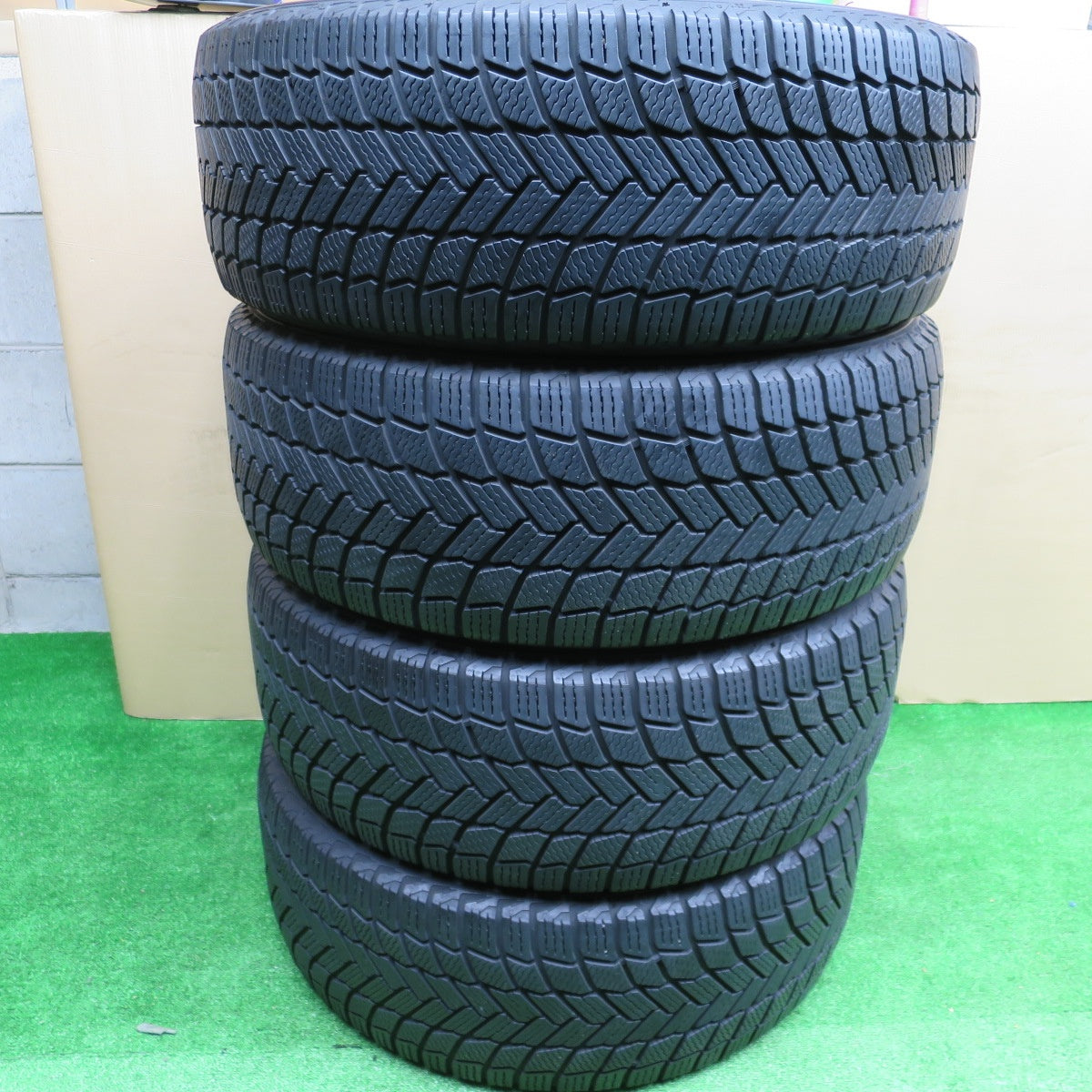 バリ溝！21年！9分★スタッドレス 225/55R18 ミシュラン X-ICE SNOW タイヤ 18インチ エクストレイル フォレスター アウトランダー デリカ D:5 等★5120502NKスタ