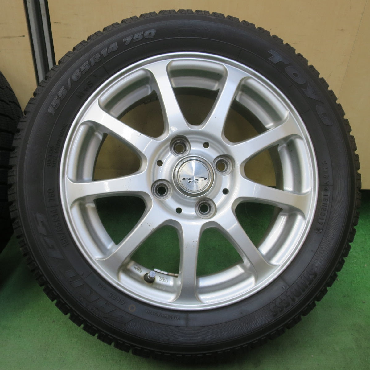 バリ溝！9分★スタッドレス 155/65R14 トーヨー ガリット G5 CLX T-3 社外 アルミ 14インチ PCD100/4H★6052801イス