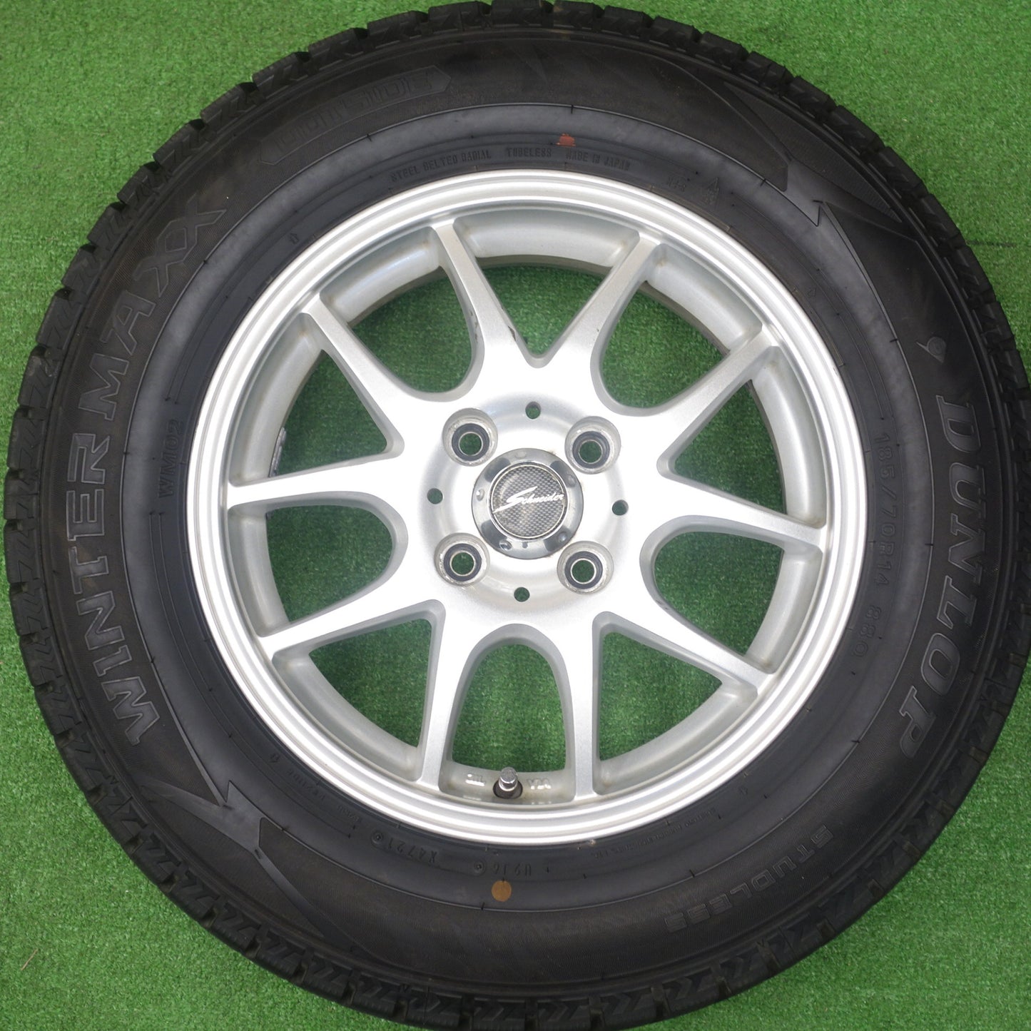 バリ溝！9.5分★スタッドレス 185/70R14 ダンロップ ウインターマックス WM02 Schneider シュナイダー 14インチ PCD100/4H★6021202KTス