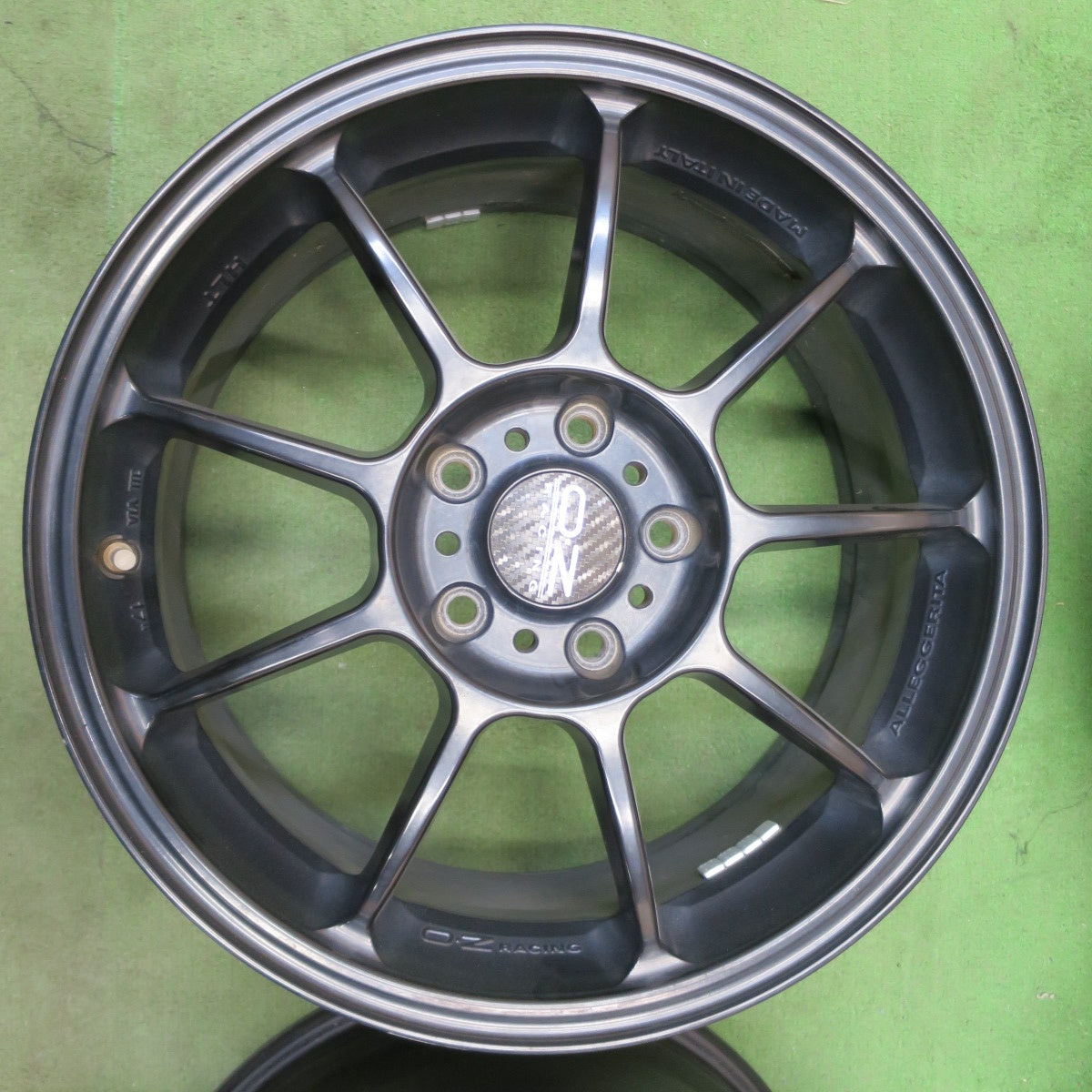 4本価格◎O・Z RACING Alleggerita HLT 17インチ ホイール OZ レーシング アレジェリータ 17×7.5J PCD112/5H◎6081702NGホ