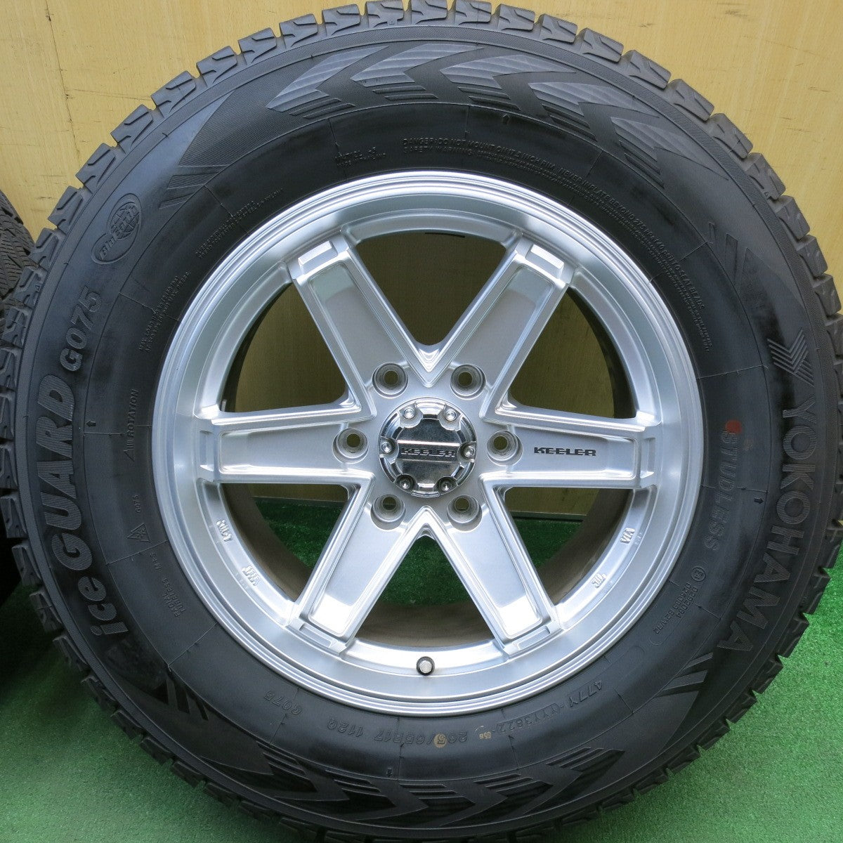 バリ溝！22年！キレイ！9.5分★KEELER TACTICS 265/65R17 スタッドレス ヨコハマ アイスガード G075 キーラー タクティクス 17インチ PCD139.7/6H★6042310HAス