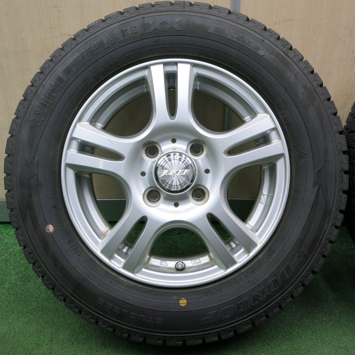 *送料無料* バリ溝！22年！ほぼ10分★スタッドレス 145/80R13 ダンロップ ウインターマックス WM02 JOKER ジョーカー 13インチ PCD100/4H★4051302NJス