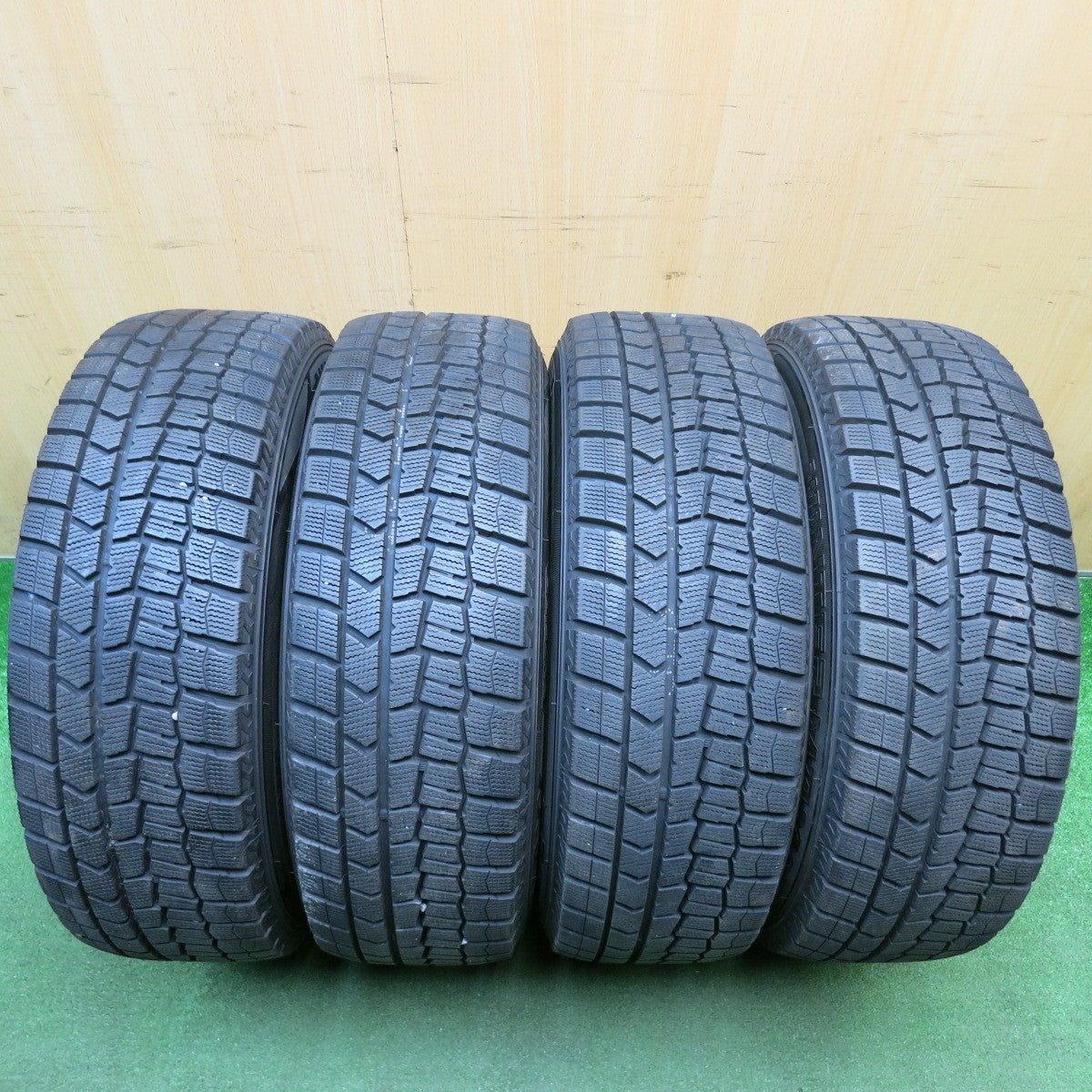 超バリ溝！9.5分以上★スタッドレス 205/60R16 ダンロップ ウインターマックス WM02 ECO FORME エコフォルム 16インチ PCD114.3/5H★6021501HAス