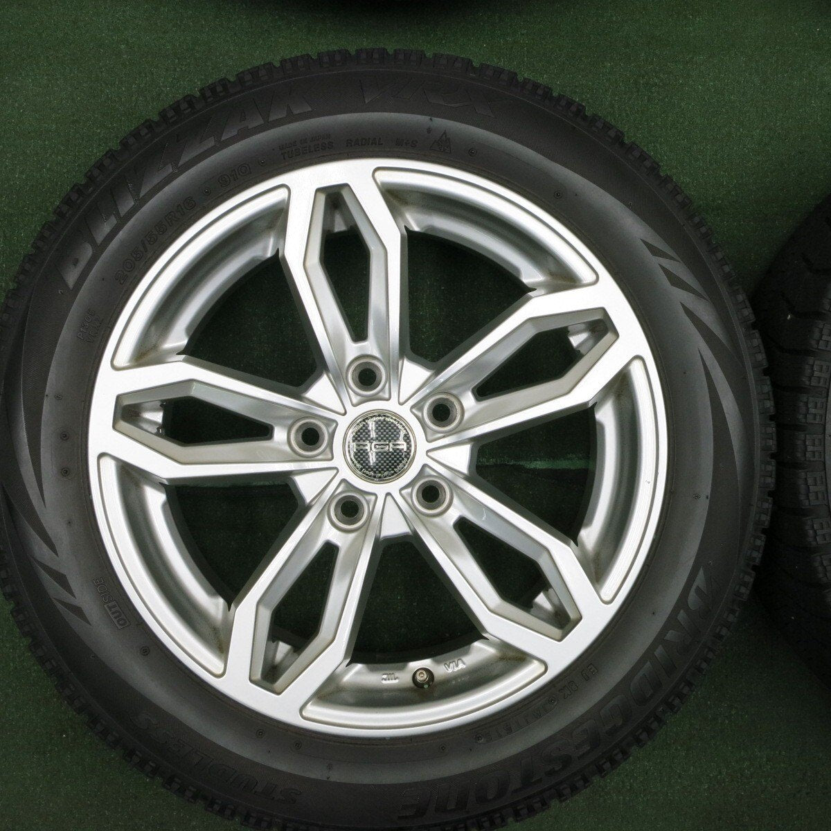 4本価格★ワーゲン 等 AGA 205/55R16 スタッドレス ブリヂストン ブリザック VRX 16インチ PCD112/5H★4040908TNス