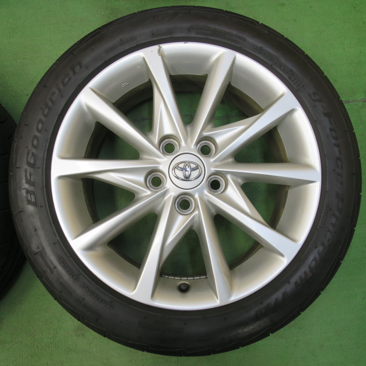 [送料無料] 4本価格！23年★トヨタ プリウスα Sツーリング 純正 215/50R17 BFグッドリッチ g-Force Phenom T/A 17インチ PCD114.3/5H★5032902イノ