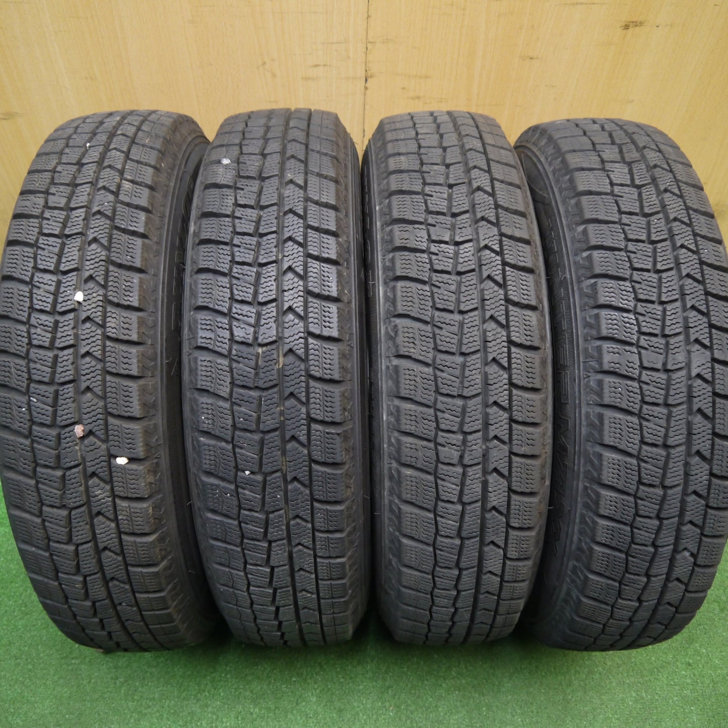 バリ溝！21年！8.5分★スタッドレス 145/80R13 ダンロップ ウインターマックス WM02 GRETTE 13インチ PCD 100 110 114.3/4H マルチ★5120207Hス