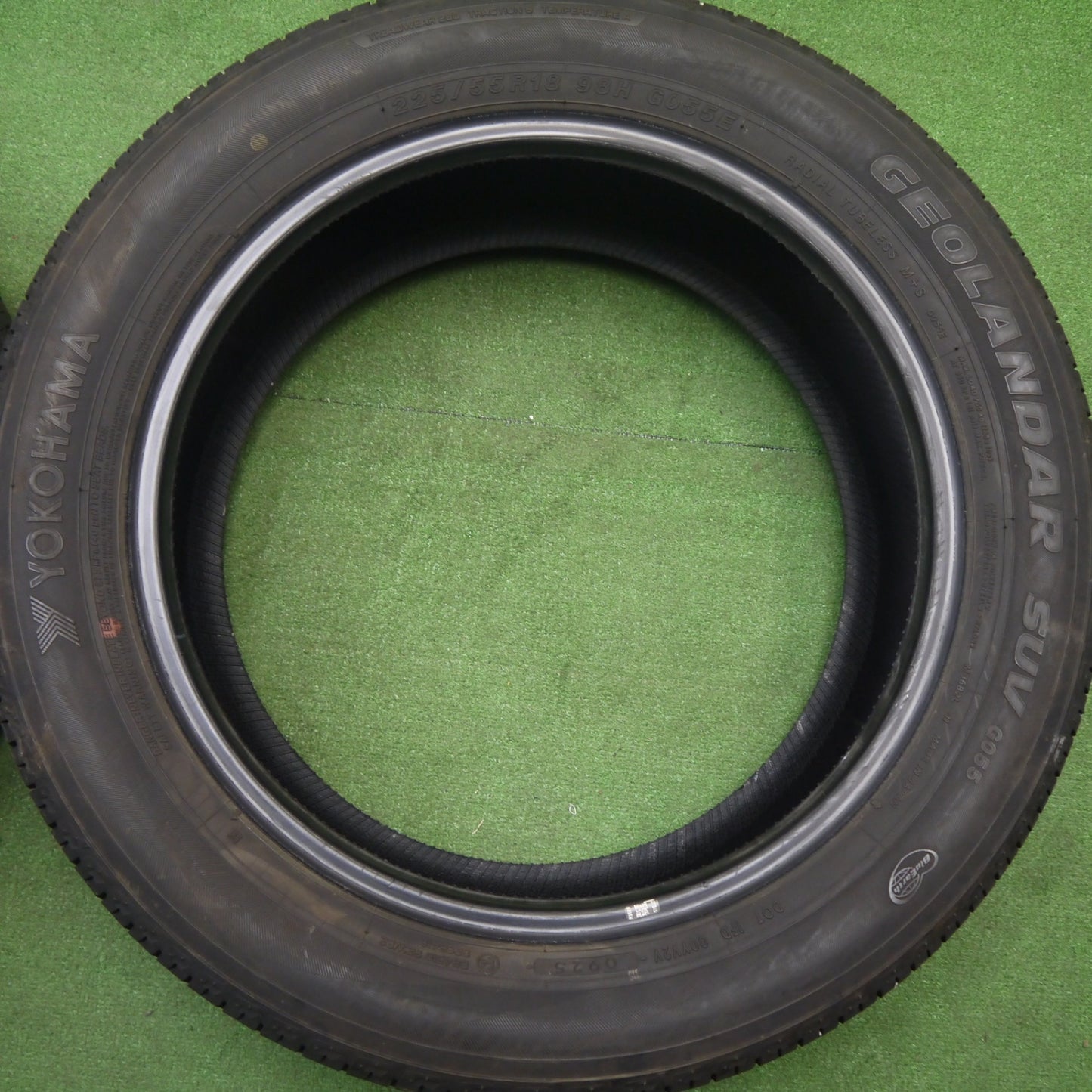 ほぼ新車外し！25年★225/55R18 ヨコハマ ジオランダー SUV G055 G055E タイヤ 18インチ デリカ D:5 シャモニー アウトランダー ZR-V エクストレイル 等★6010501Hノタ