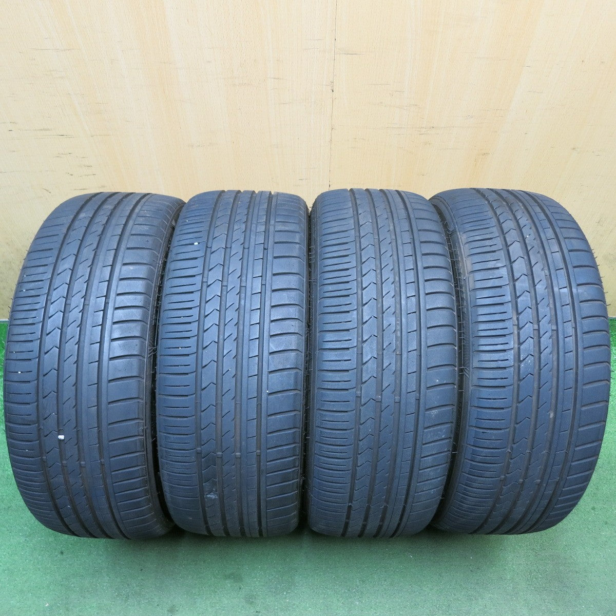 4本価格◎プリウス インプレッサ 等 RMP 215/35R19 ウィンラン R330 社外 アルミ 19インチ PCD100/5H◎6082502HAノ