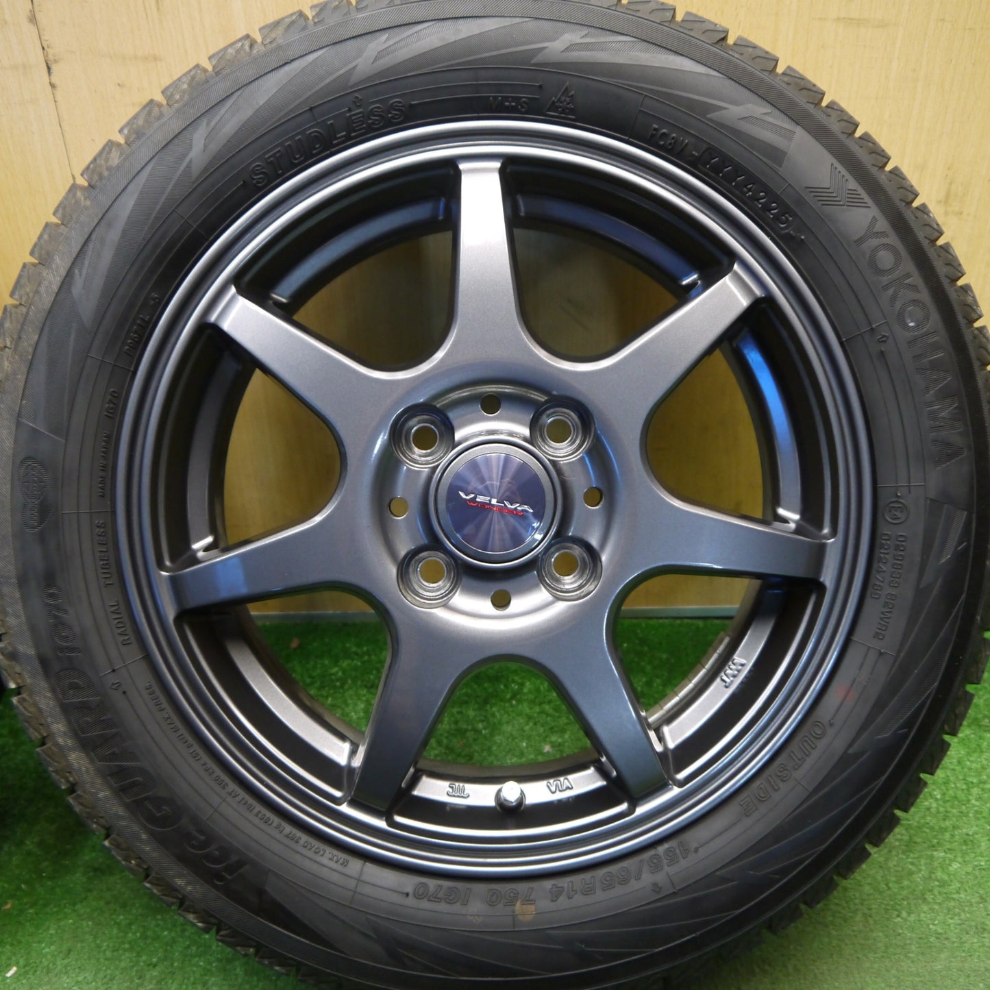 ほぼ未使用！25年！キレイ★スタッドレス 155/65R14 ヨコハマ アイスガード iG70 VELVA WONDER ヴェルヴァ ワンダー 14インチ PCD100/4H★6032304Hス