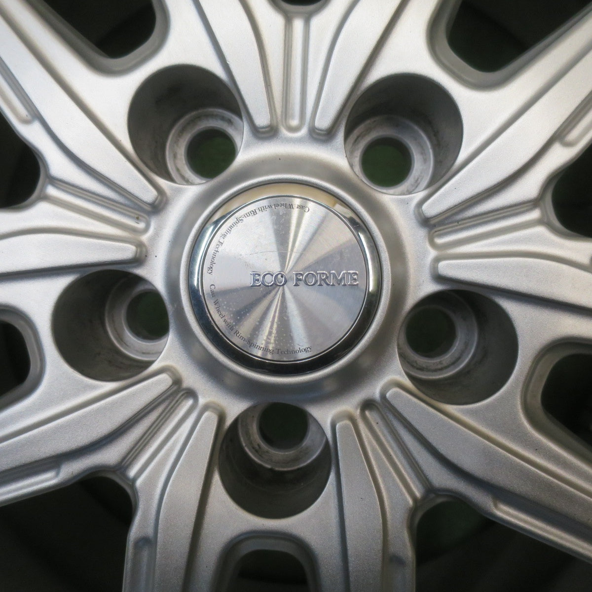 バリ溝！25年！キレイ！ほぼ10分◎スタッドレス 215/65R16 ブリヂストン ブリザック VRX3 ECO FORME SE-20 エコフォルム 16インチ PCD114.3/5H◎6071801NJス