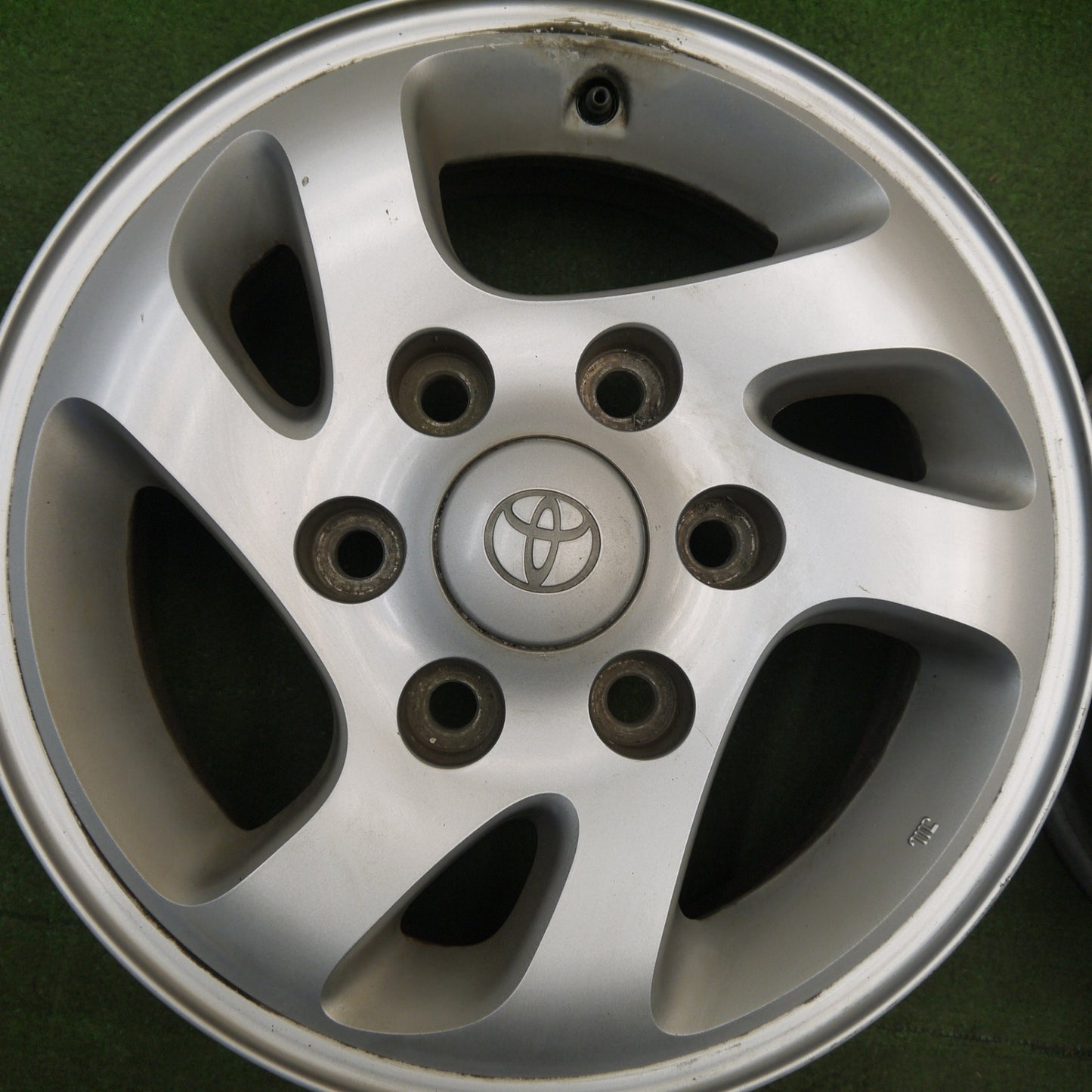 4本価格★トヨタ ハイエース レジアス 純正 ホイール 15インチ 15×6JJ PCD139.7/6H★6032508Hホ