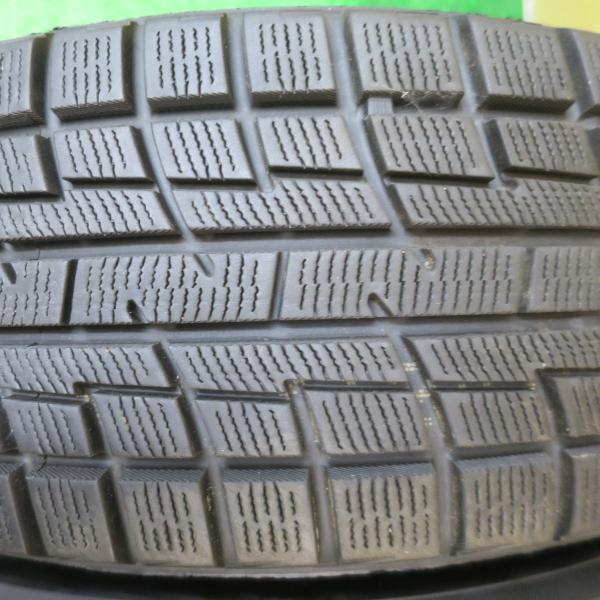 バリ溝！22年！9.5分★スタッドレス 175/65R14 プラクティバ アイス BP02 ヨコハマ製 JOKER ジョーカー 14インチ PCD100/4H★5110403NJス