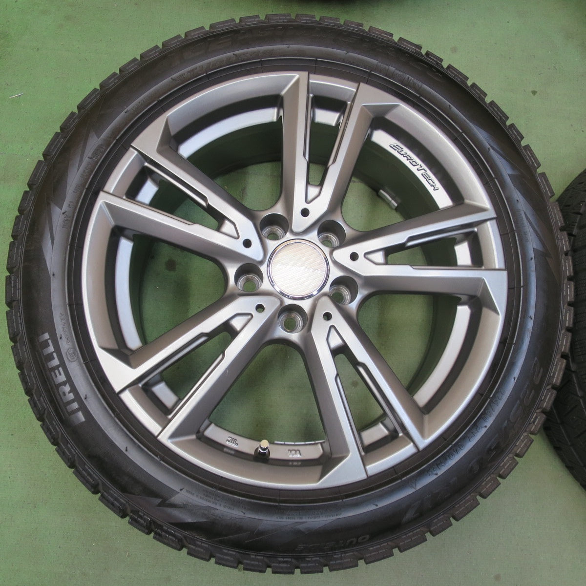 バリ溝！キレイ！9分★アウディ A4 等 EUROTECH GAYA SOLI 225/50R17 スタッドレス ピレリ アイスアシンメトリコ ユーロテック ガヤ ソリ 17インチ PCD112/5H★6051203イス